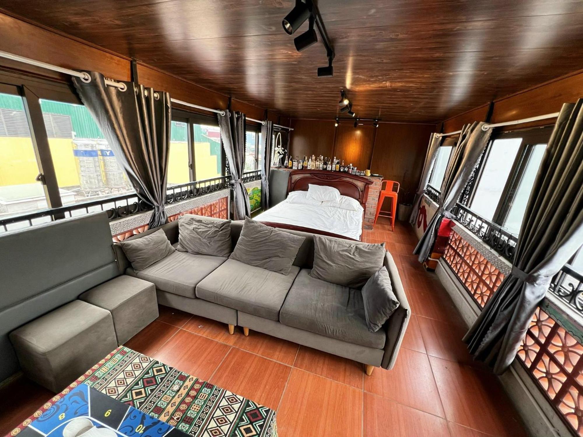 Ubuntu Homestay & Tours Hanoi Buitenkant foto
