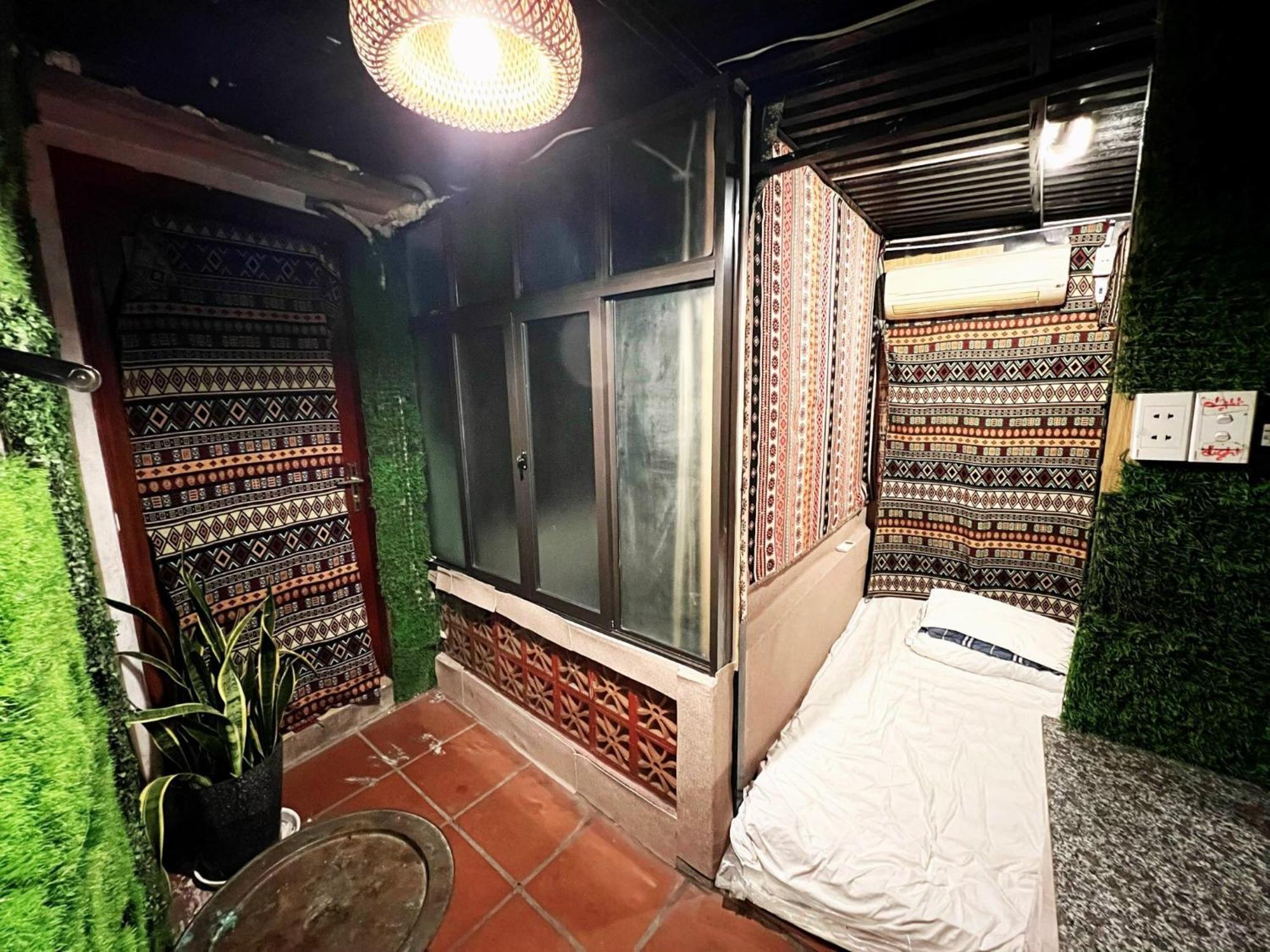 Ubuntu Homestay & Tours Hanoi Buitenkant foto