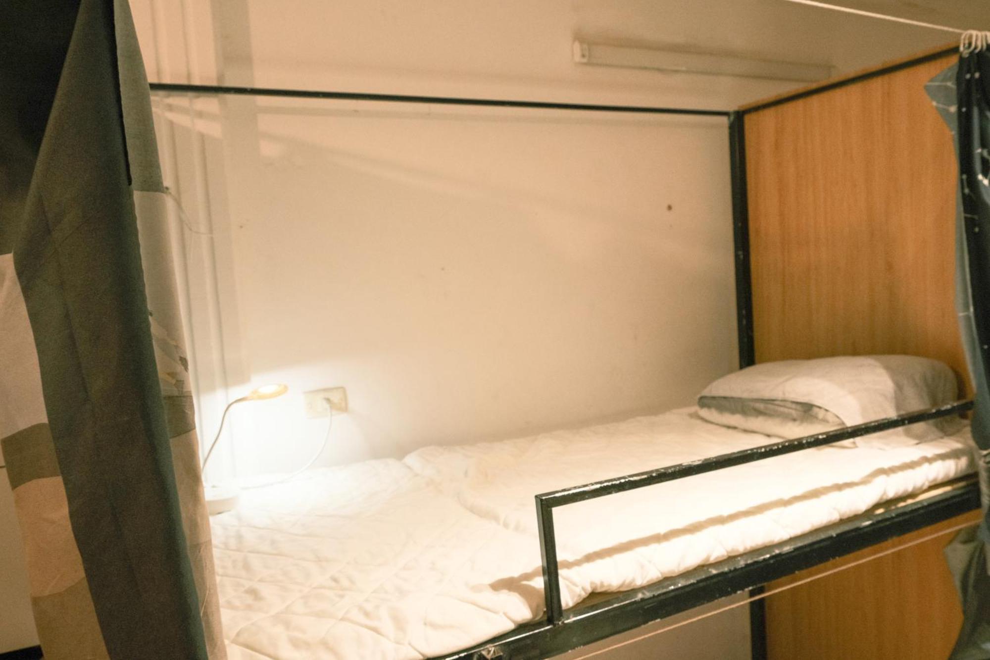 Ubuntu Homestay & Tours Hanoi Buitenkant foto