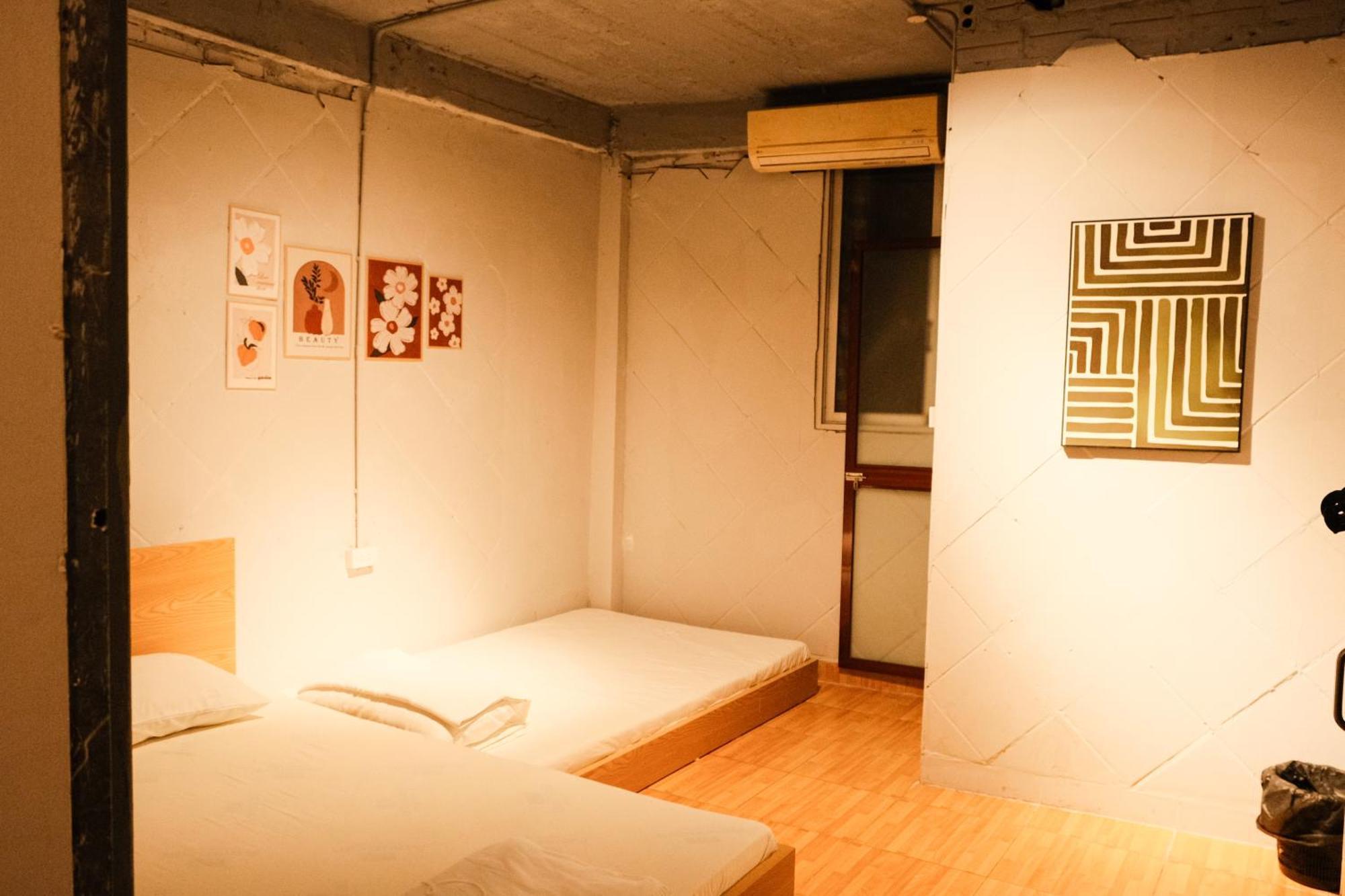Ubuntu Homestay & Tours Hanoi Buitenkant foto