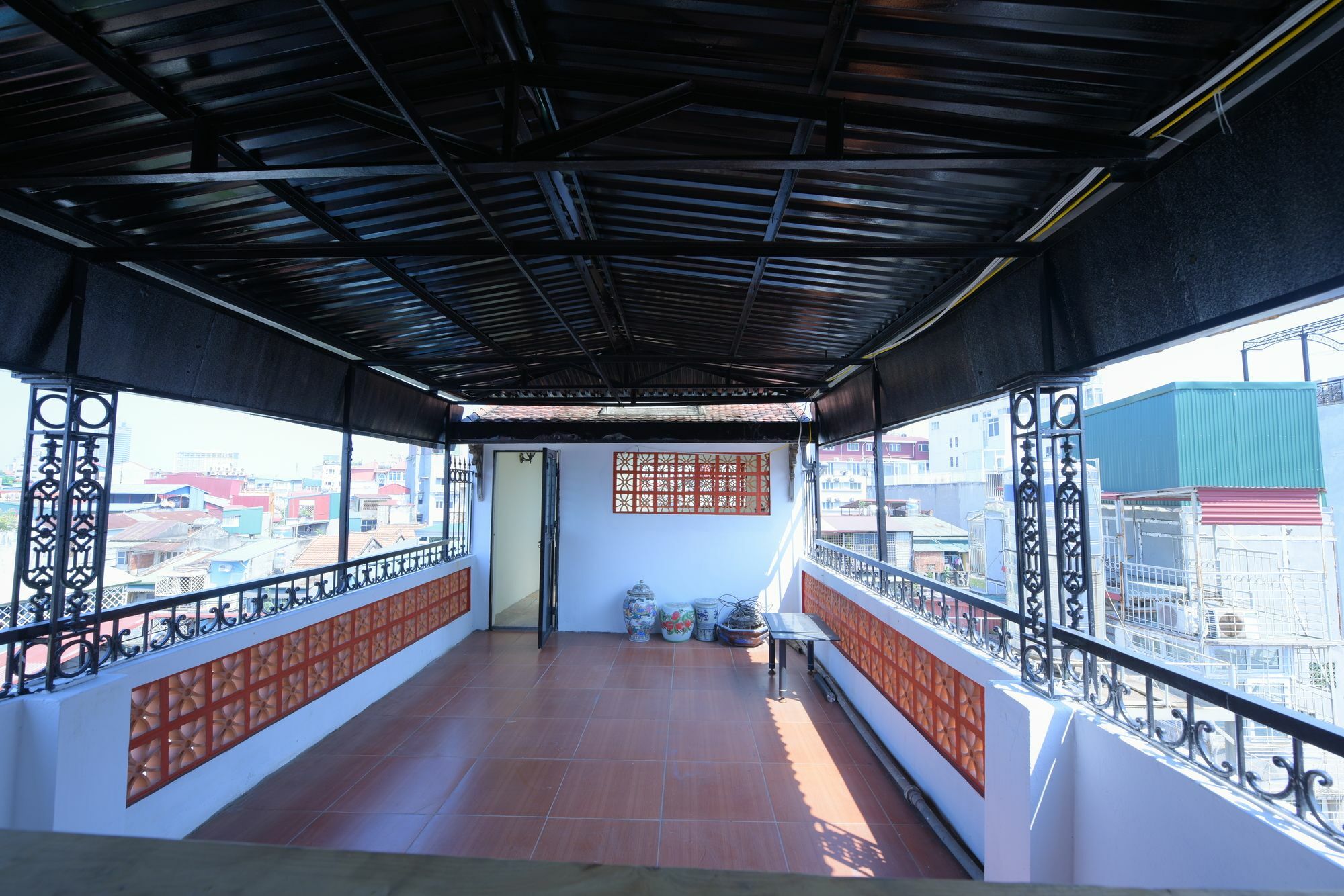 Ubuntu Homestay & Tours Hanoi Buitenkant foto