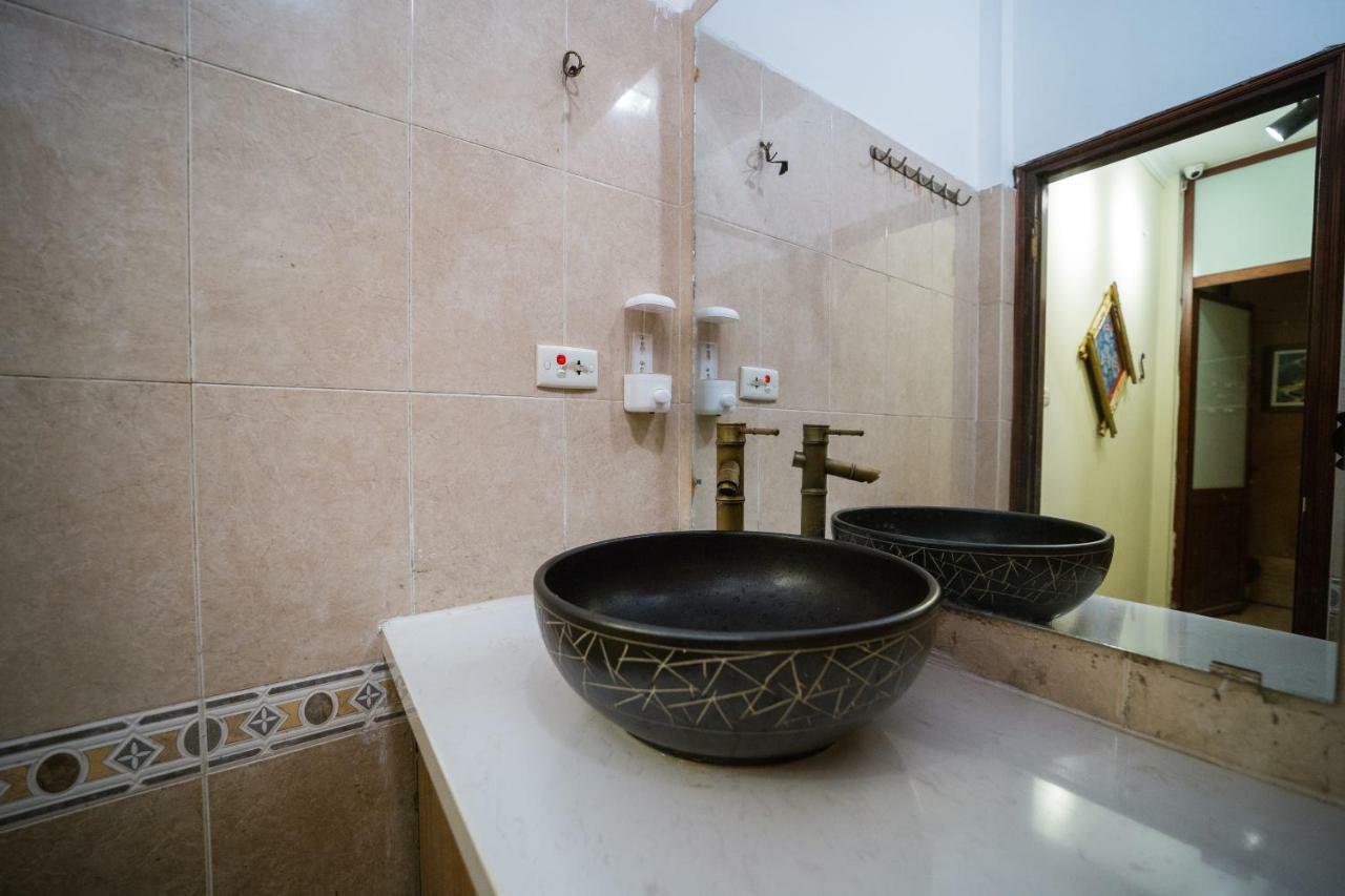 Ubuntu Homestay & Tours Hanoi Buitenkant foto